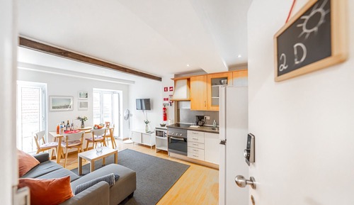 Standard Apartment, Multiple Beds, Courtyard View