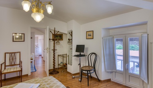 Family Apartment, 2 Bedrooms, Mountainside (Piccolo Mondo Antico Stunning View)