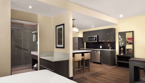 Studio, Kitchen (2 Queen Beds with Sofa bed)