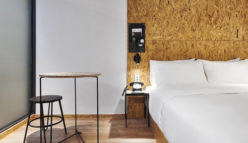 Room (Standard (6 OTTs 1 general PC air pur)