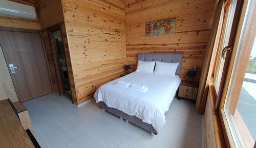 Standard Double Room Single Use, 1 Queen Bed, Non Smoking, Sea View
