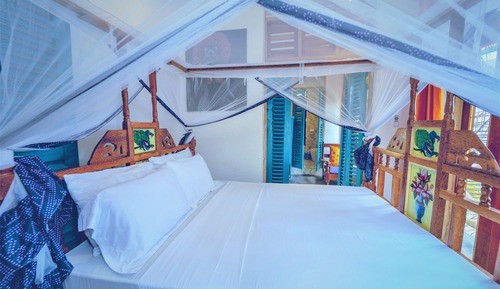 Tree House, Partial Ocean View