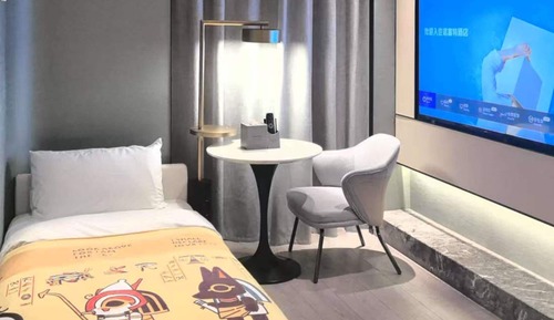 Suite, Multiple Beds