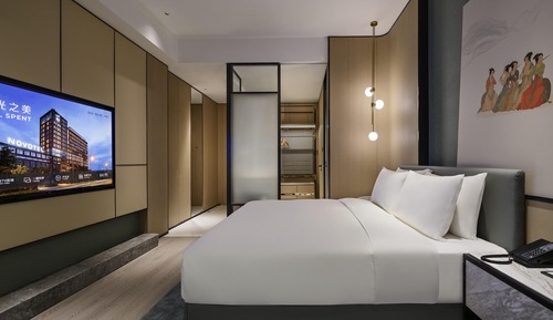 Superior Room, 1 King Bed