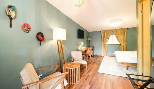 Suite Room