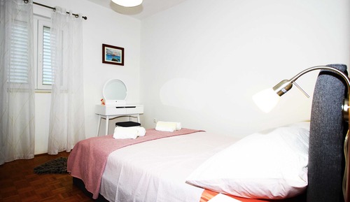 Apartment (One Bedroom Apartment with Balcony)