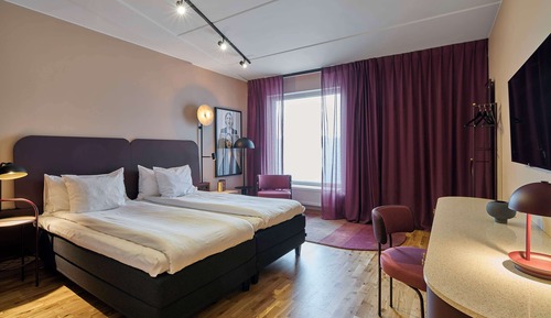 Superior Room, 1 King Bed