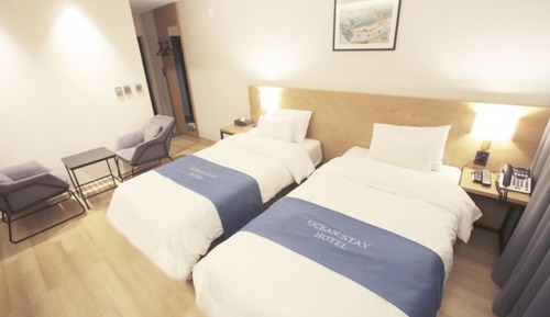 Room (Signiel Single Twin (3-9F Room Random)
