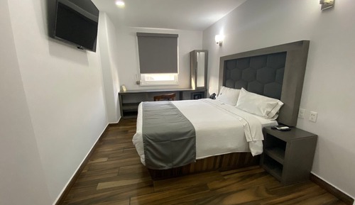 Superior Room, 1 King Bed