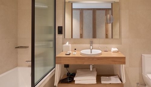 Design Quadruple Room
