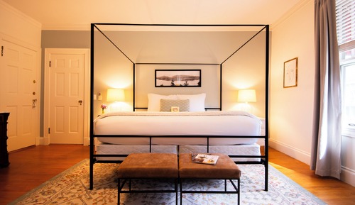 King Room with Spa Bath