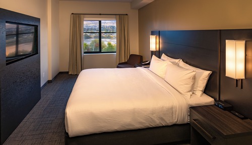 Suite, 1 Bedroom, River View (Mobility Accessible, Tub)