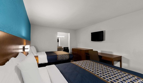 Standard Room, 2 Queen Beds, Non Smoking