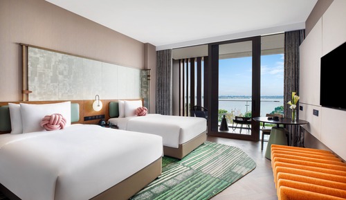Standard Room, 2 Twin Beds, Lake View