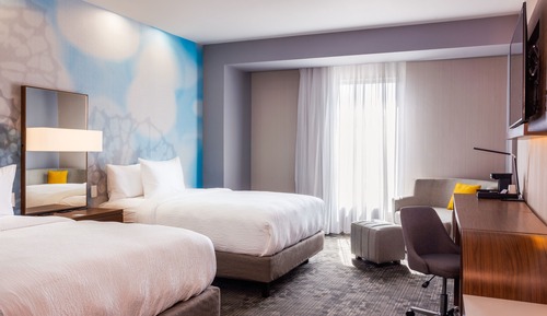 Room, Multiple Beds