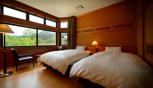 Japanese Western Room (Twin Room + 8 Tatami Mats)