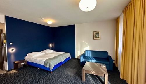 Standard Room, 2 Twin Beds, Kitchenette (Plus)