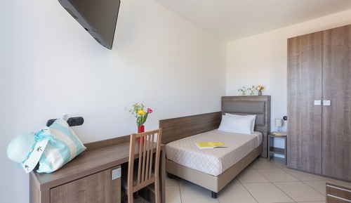 Standard Single Room