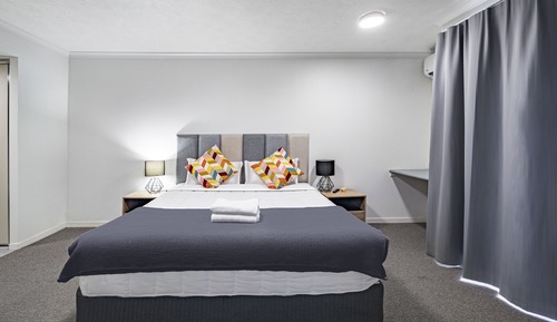 Standard 1 Bedroom Apartment