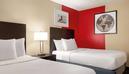 Room, 2 Double Beds, Non Smoking, Poolside