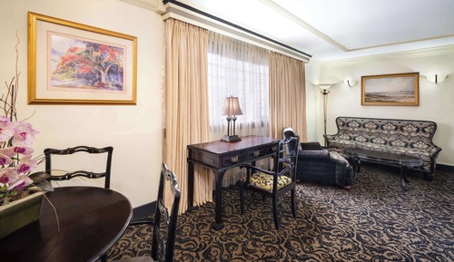 Suite, 1 King Bed, Non Smoking, Jetted Tub