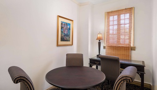 Suite, 1 King Bed, Non Smoking, Jetted Tub