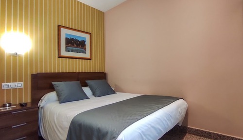Economy Single Room