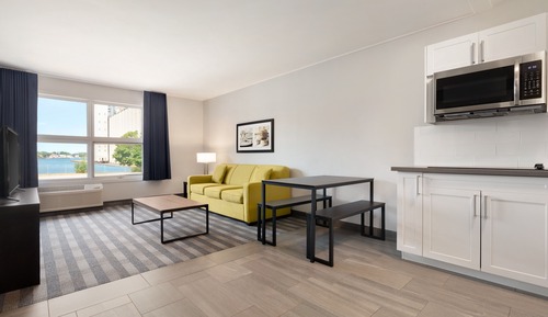 Suite, 1 Bedroom, Non Smoking, Harbor View (1 King Bed)
