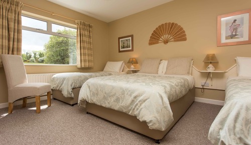 Family Room, Ensuite