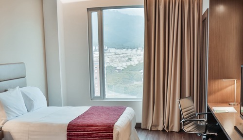 Standard Room, 1 King Bed (High Floor)