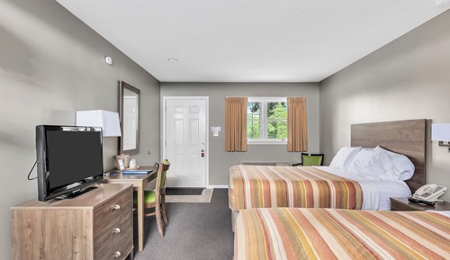 Standard Room, 2 Queen Beds, Refrigerator & Microwave, Ground Floor