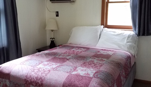 Cottage, 2 Bedrooms, Kitchen, Partial Lake View (Cottage F)
