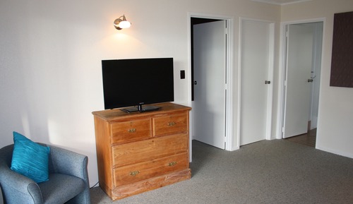 Two Bedroom Suite - Excluding Car Rental
