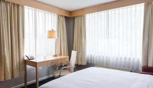 Room, 2 Queen Beds, Corner