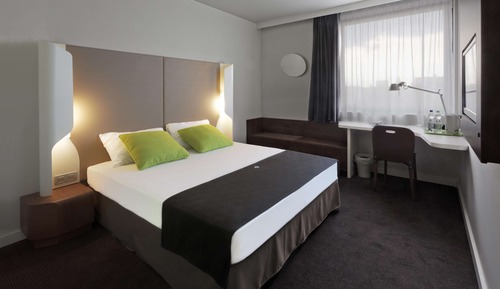 Superior Room, 1 King Bed