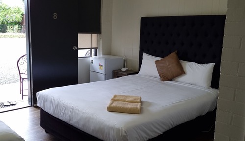 Basic Twin Room