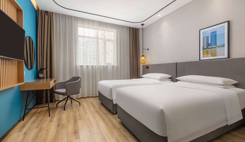 Deluxe Room, 2 Twin Beds, Non Smoking