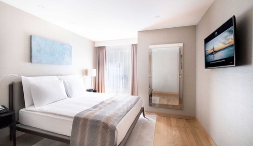 Park Bosphorus Studio Residence with City View