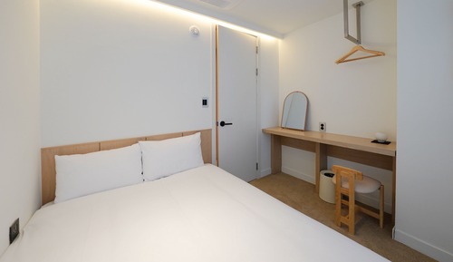 Annex Standard Double Suite