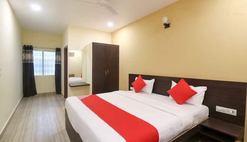 Economy Room