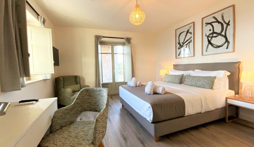 Deluxe Villa, 2 Bedrooms, Pool View