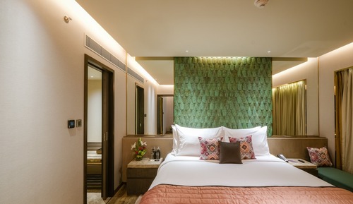 Emerald Suite