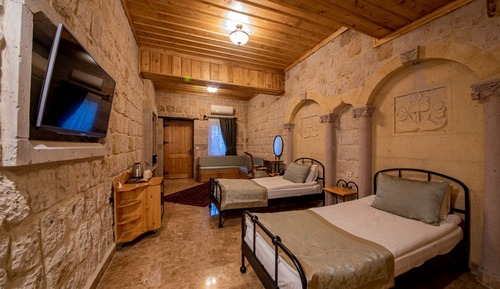Stone Standard Twin Room