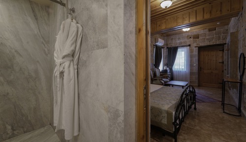 Stone Standard Double Room
