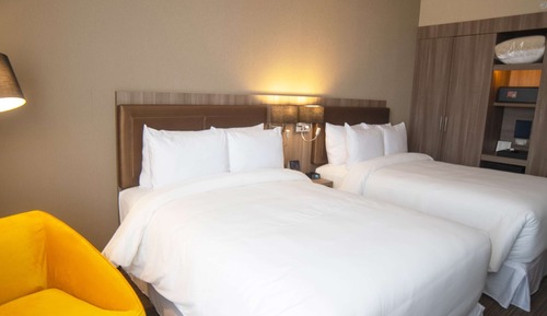 Room, 2 Double Beds, Accessible, Bathtub (Mobility & Hearing)