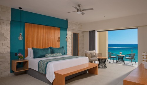Suite, 1 King Bed, Ocean View (Master)