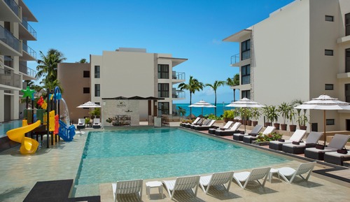 Junior Suite, 2 Double Beds, Pool View (Preferred Club - Swim Out)