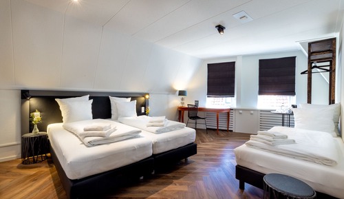 Comfort Triple Room