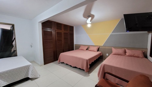 Quintuplet Room