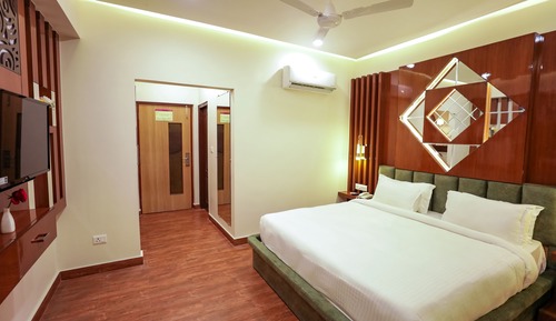Premium Mountain View Room with Private Balcony